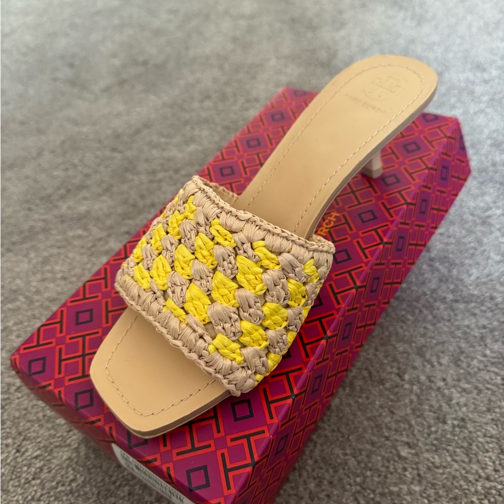 Tory Burch NWT kitten heel slides